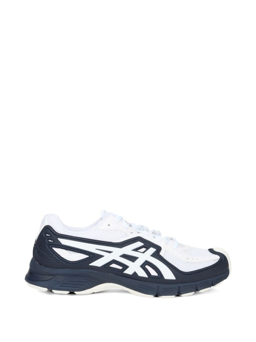 Comme Des Garçons Low-Profile Sneakers With Dynamic Mesh Design
