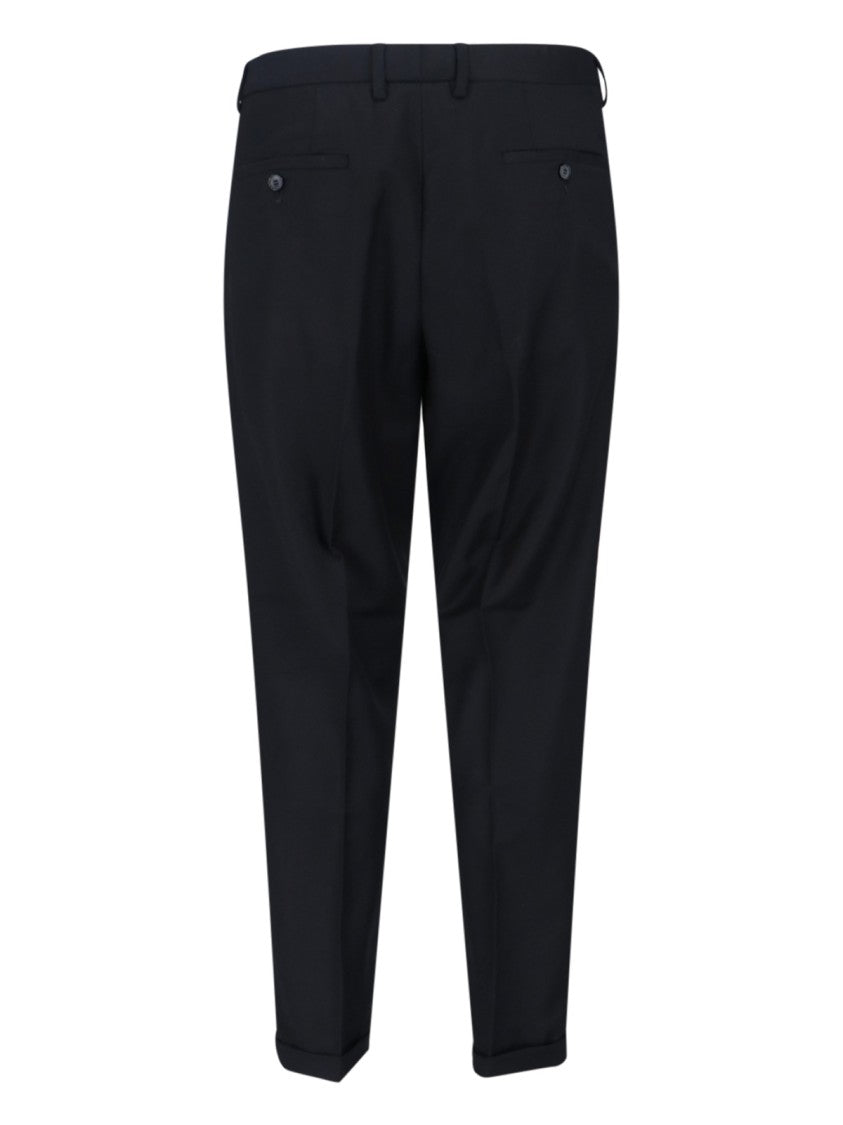 Cruna Straight-Leg Black Trousers With Tailored Fit