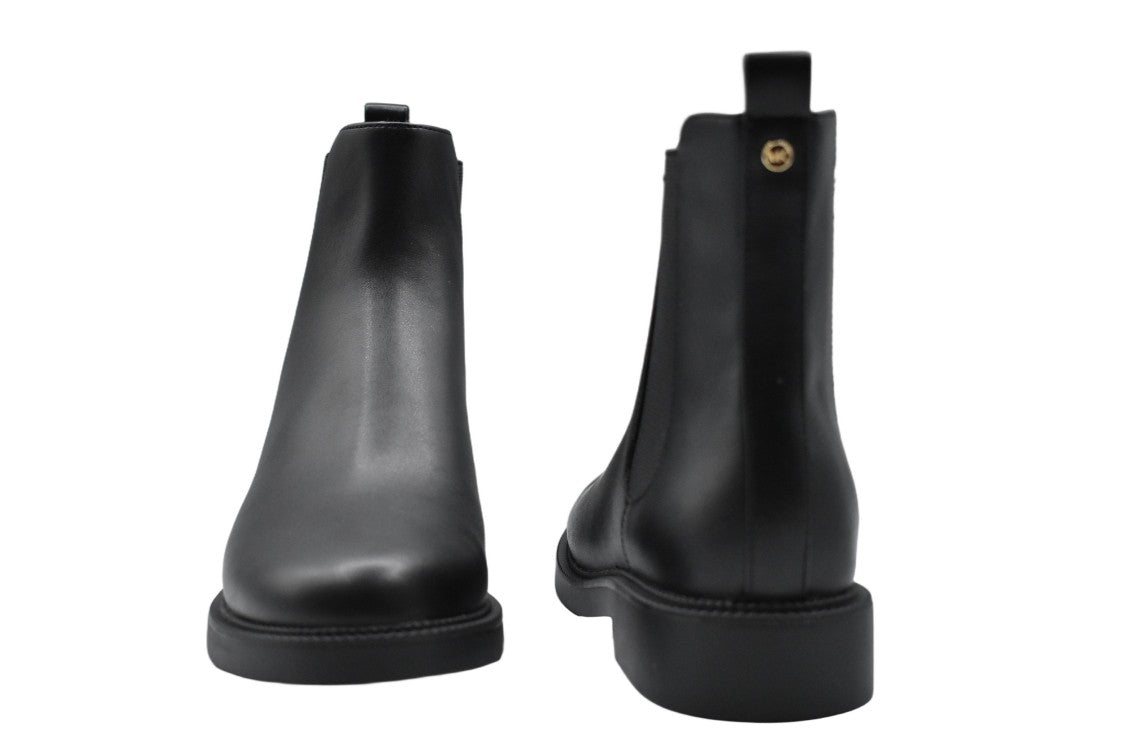 Michael Kors Black Laced Flat Shoes