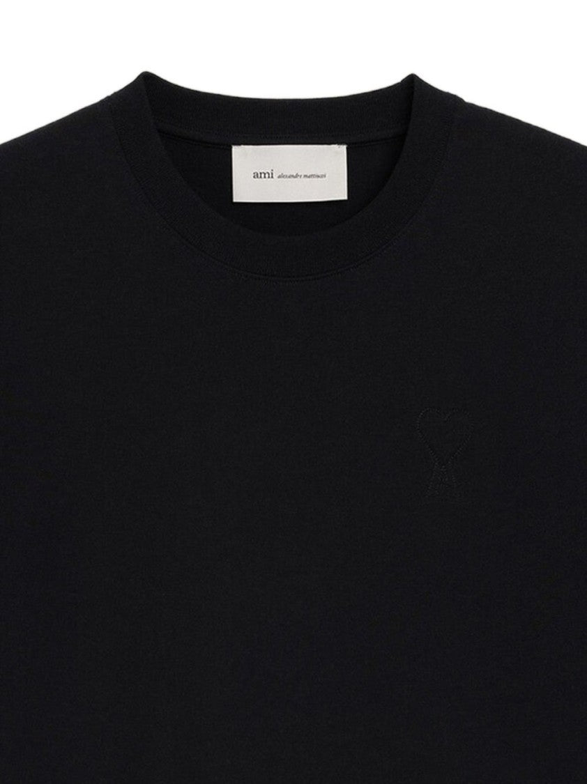 Ami Paris Classic Black T-Shirt With Subtle Embroidered Logo