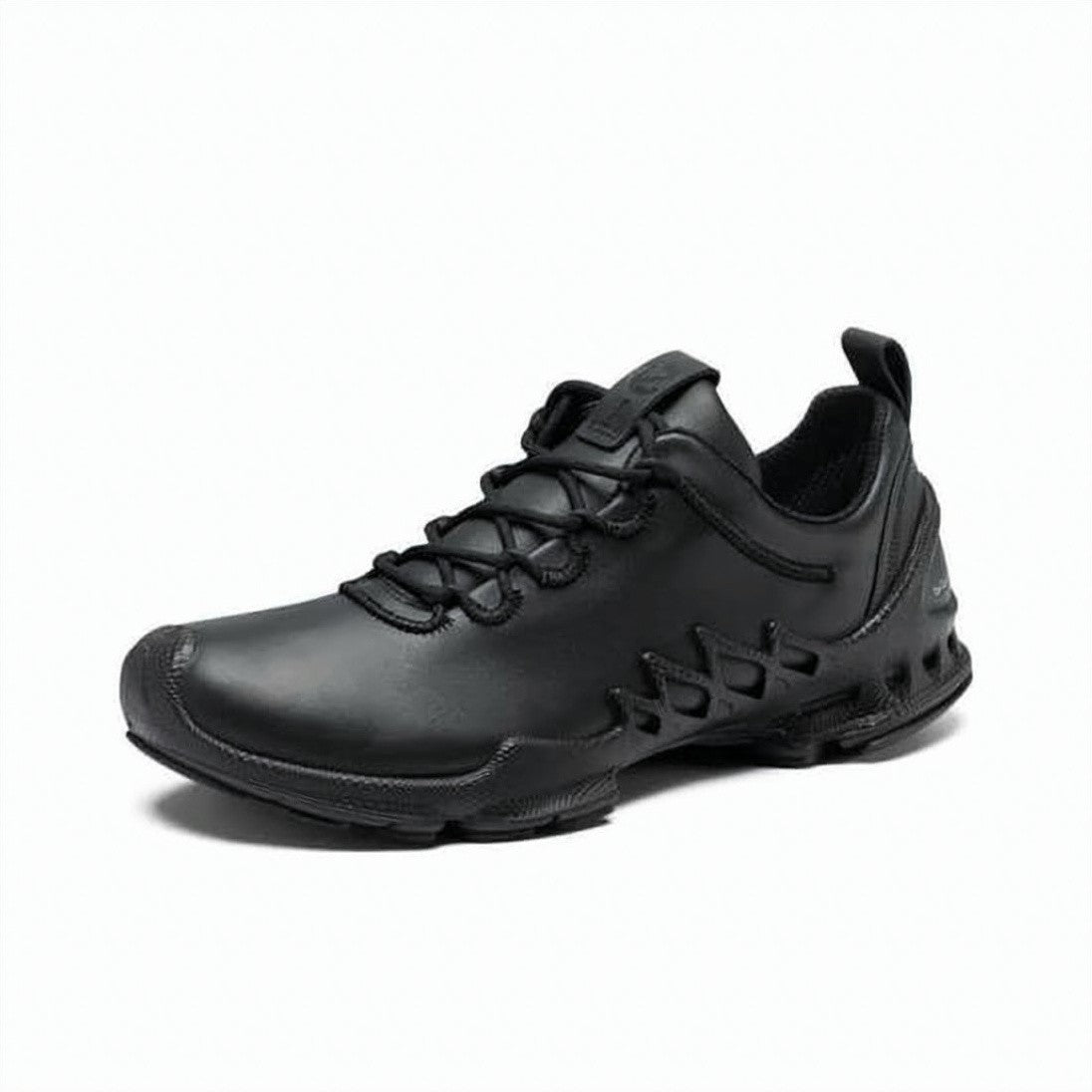 Ecco Black Smooth Leather Matte Outsole Sneakers