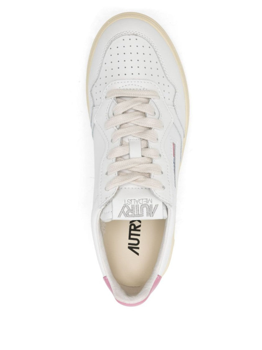 Autry White Sneakers With Lace-Up Fastening