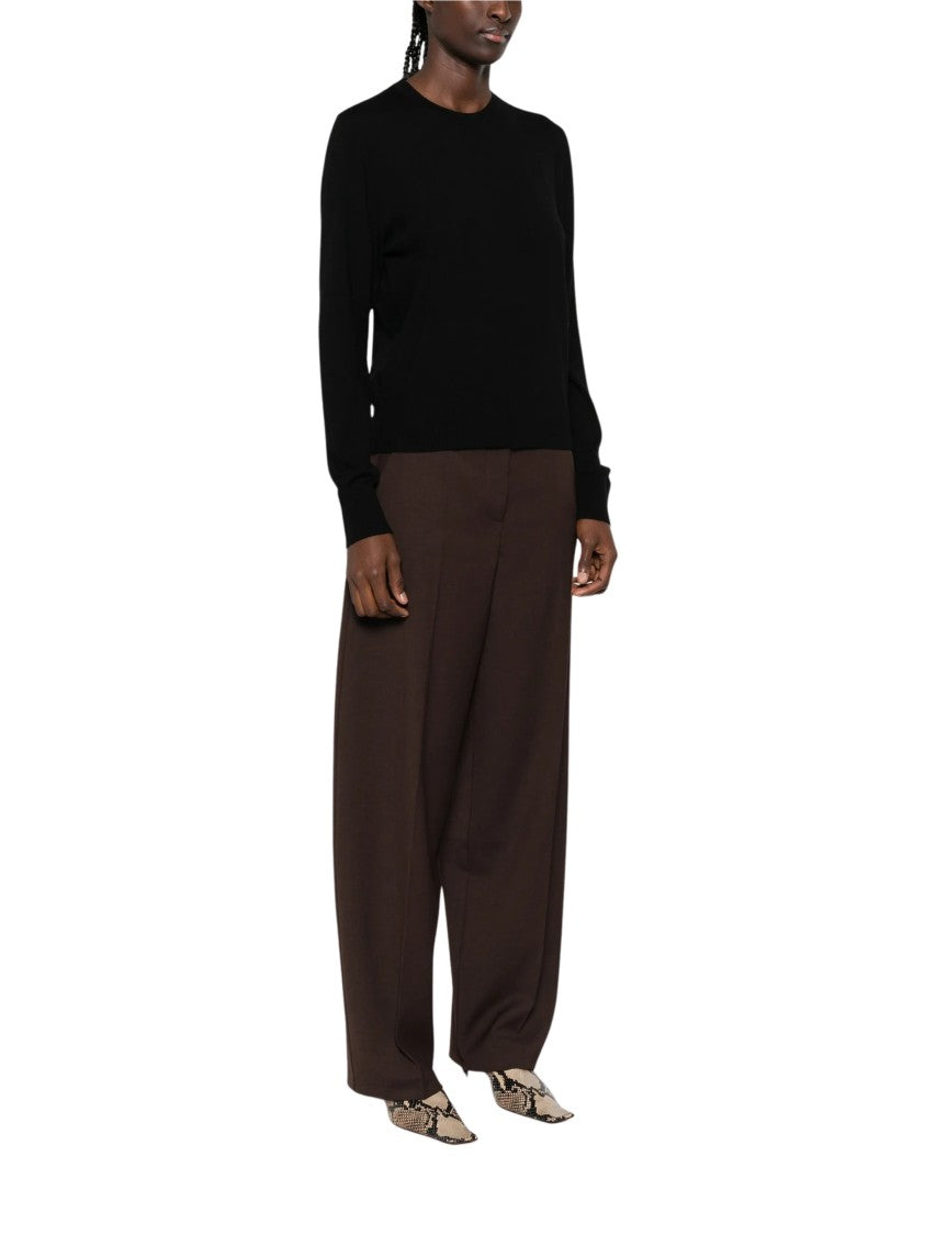 Pinko Minimalist Black Sweater With Cropped Fit