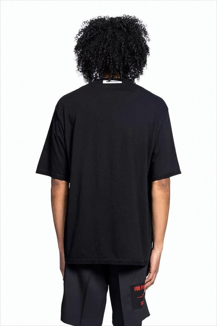 Undercover Graphic Print Black Short-Sleeve T-Shirt With Relaxed Fit