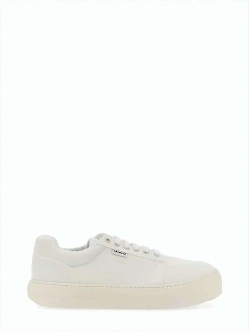 Sunnei Minimalist Low-Top Sneakers With Cushioned Interior