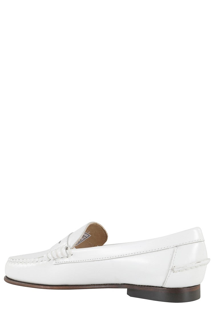 Sebago Classic White Moccasins With Stitched Toe