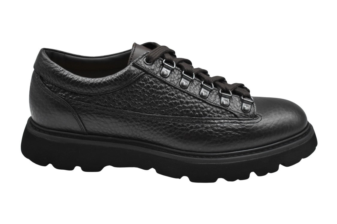 Doucal's Textured Leather Low-Top Shoes With Rugged Sole