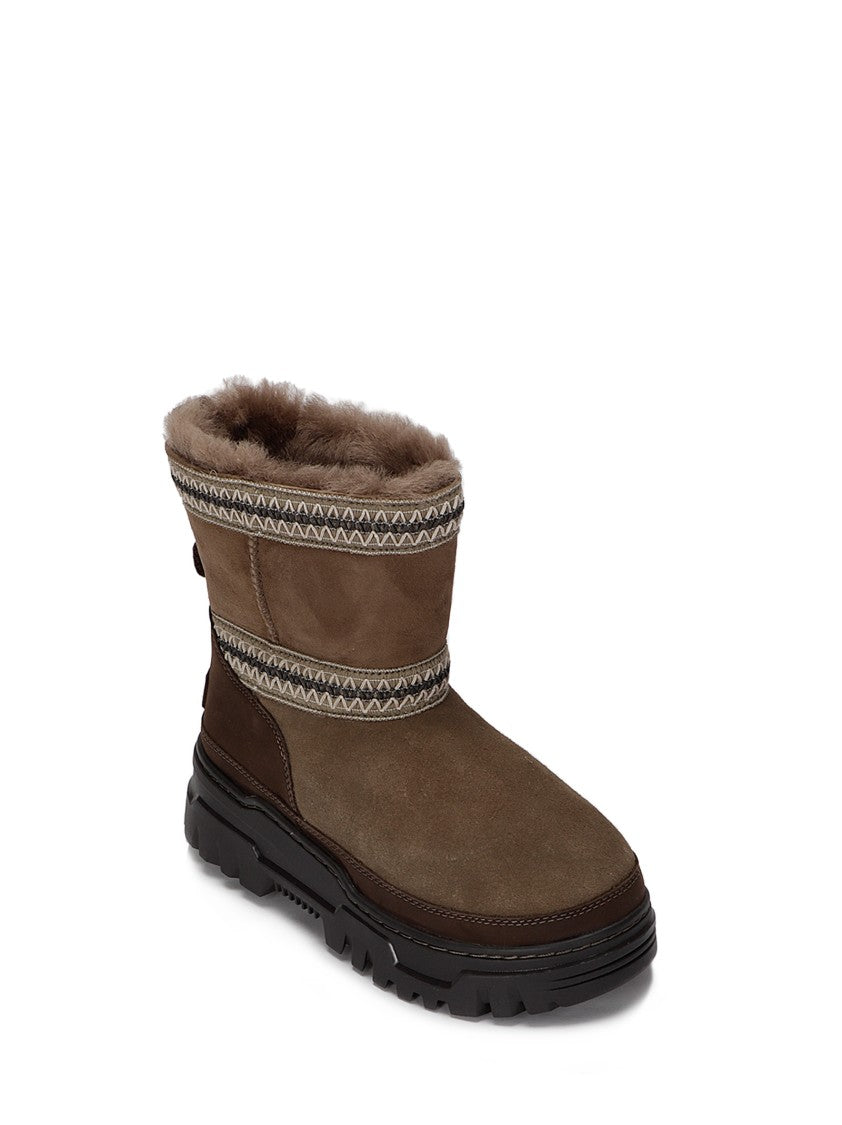 Ugg Mini Trailgazer Ankle Boots