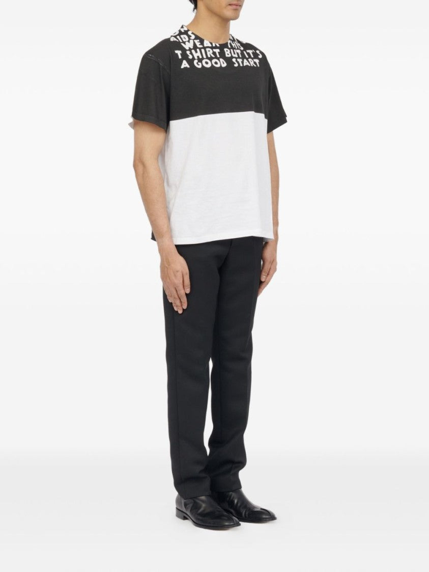 Mm6 By Maison Margiela Bold Graphic Print T-Shirt With Relaxed Fit