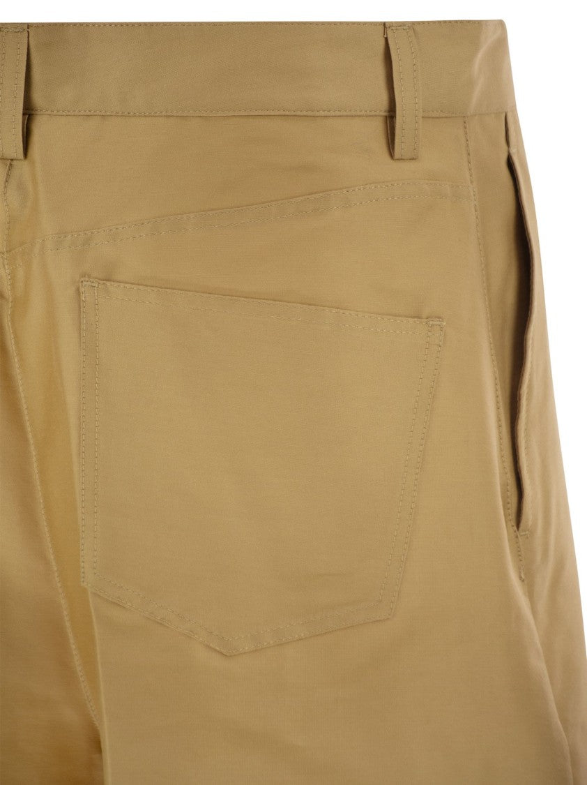 Mvp Wardrobe Cotton And Silk Bermuda Shorts