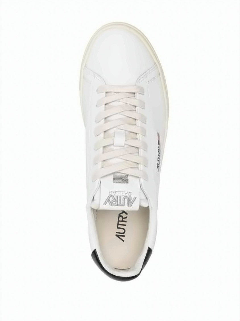 Autry Minimalist White Leather Low-Top Sneakers With Subtle Perforations
