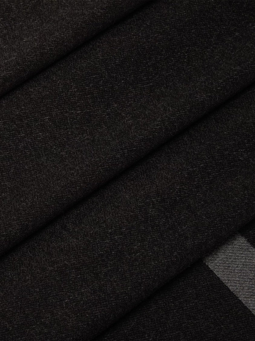Fendi Ff Rectangular Black Subtle Logo Scarf