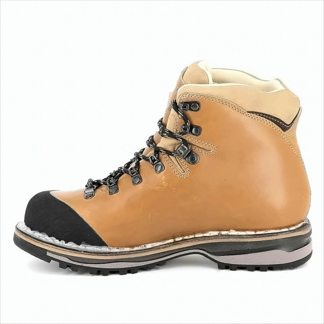 Zamberlan Rugged Hiking Boots With Calf Leather Upper