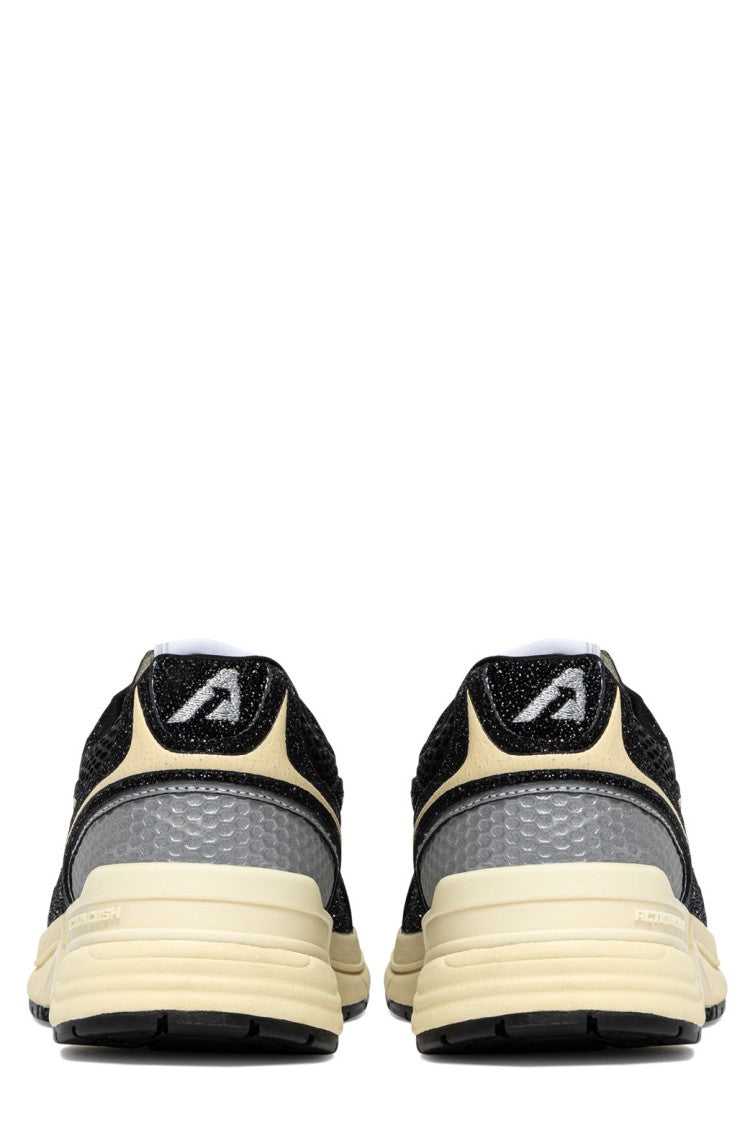 Autry Hyperway Mesh Rhinestone Sneakers