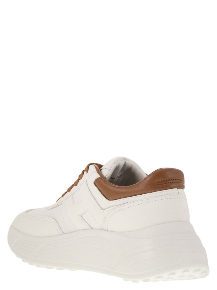 Hogan Hi-Fi Trainers With Side H