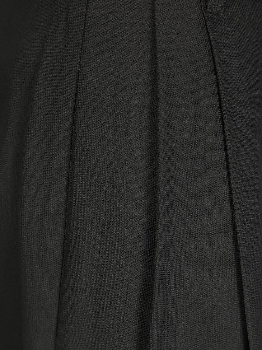 Róhe Comfortable Fit Black Trousers With Pleats