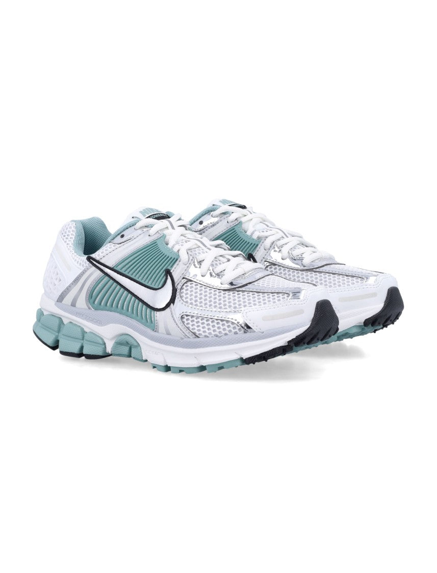 Nike Wmns Zoom Vomero 5 Sneakers