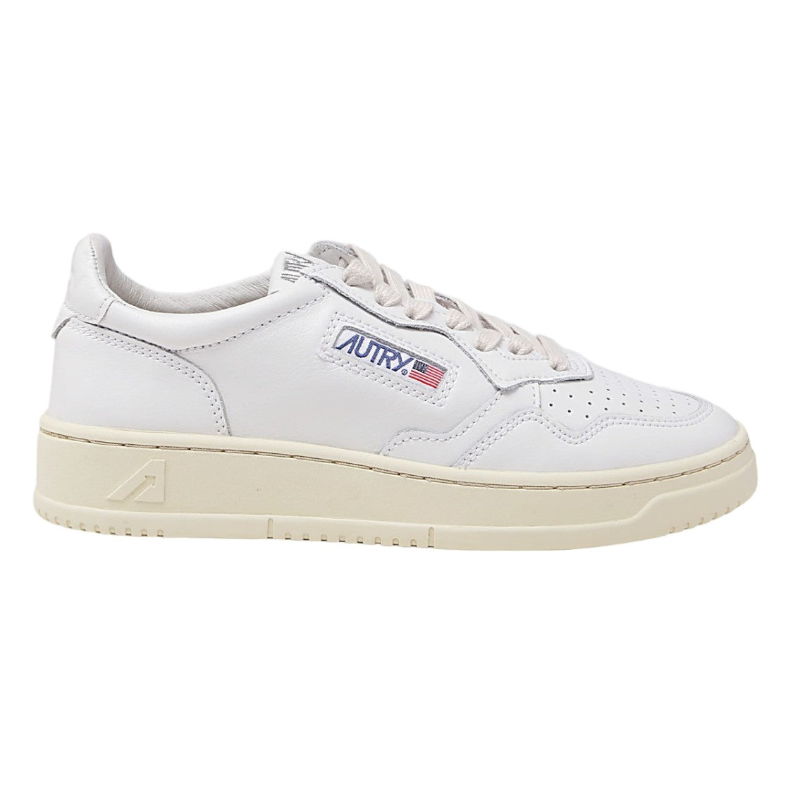 Autry Classic Low-Top Sneakers With Vintage-Inspired Detailing