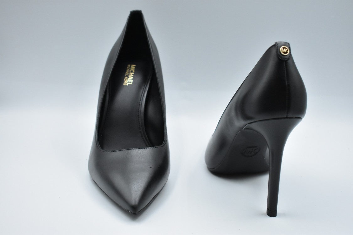 Michael Kors Laced Black Pumps With Glossy Finish And Pointed Toe