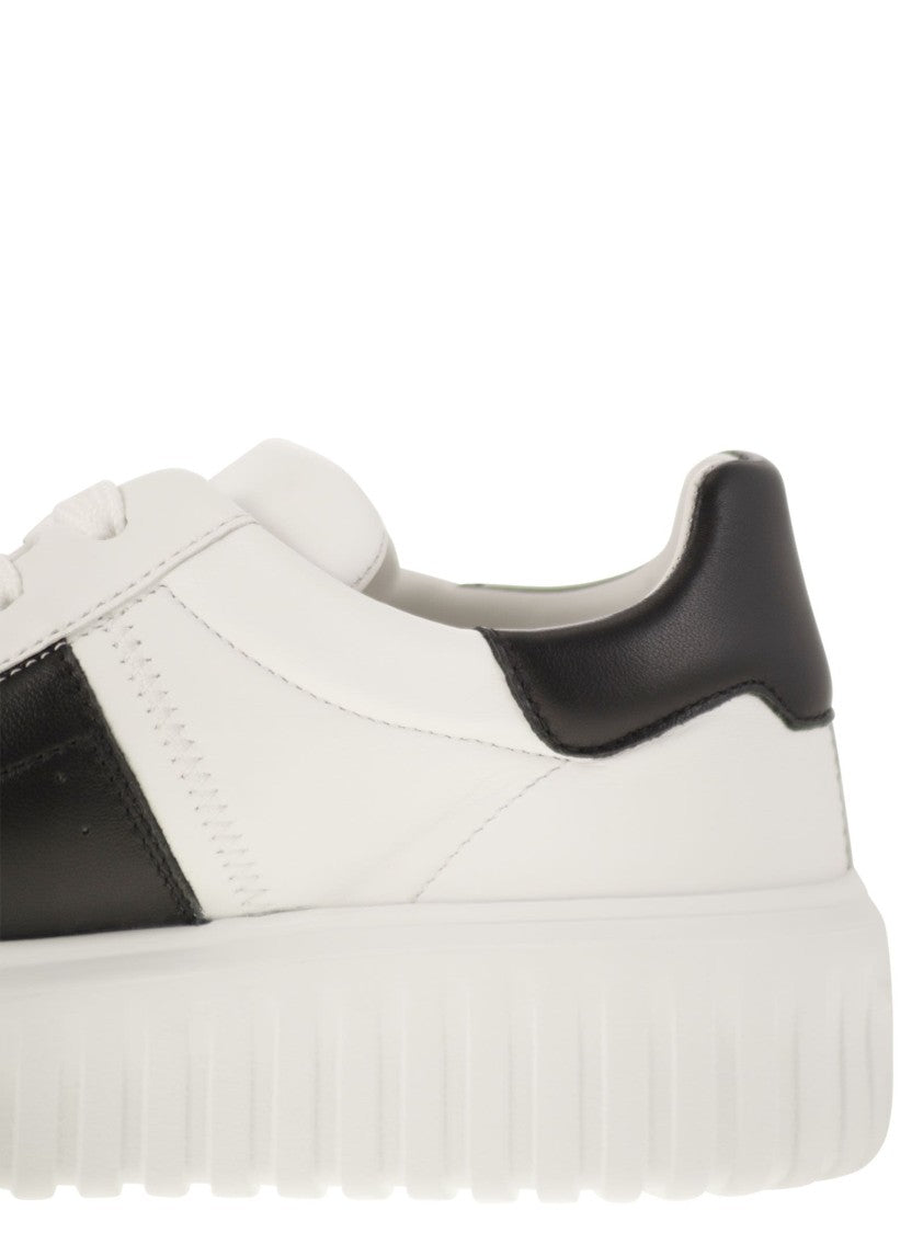 Hogan Sporty Nappa Leather Sneakers With Vertical Stripes