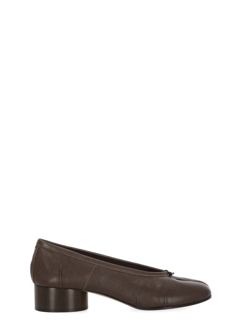 Maison Margiela Brown Tabi Bow Leather Pumps