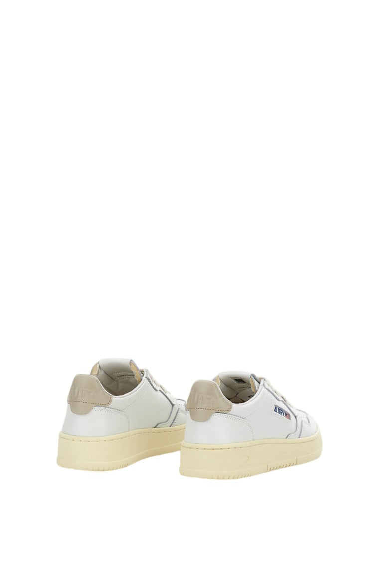 Autry White Medalist Low Leather Sneakers