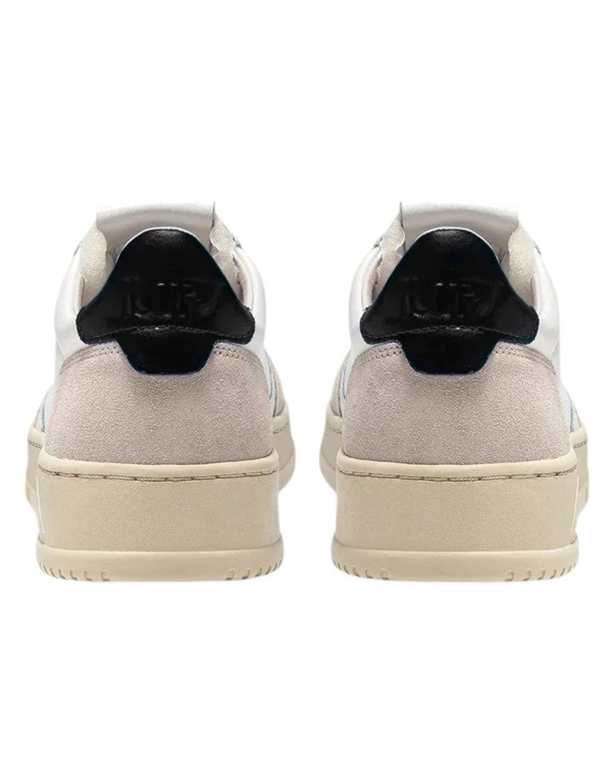 Autry Medalist Low Women’S White/Black Sneakers