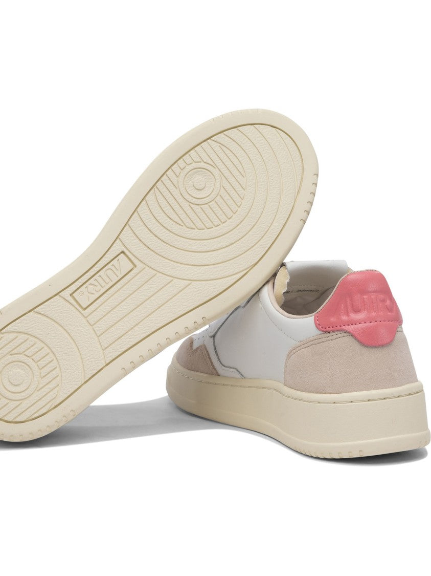 Autry "Medalist Low" Sneakers