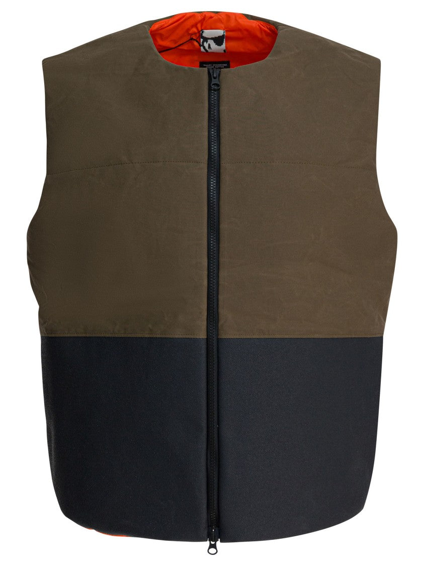 Gr10k Padded Color-Blocked Sleeveless Jacket With Modern Fit