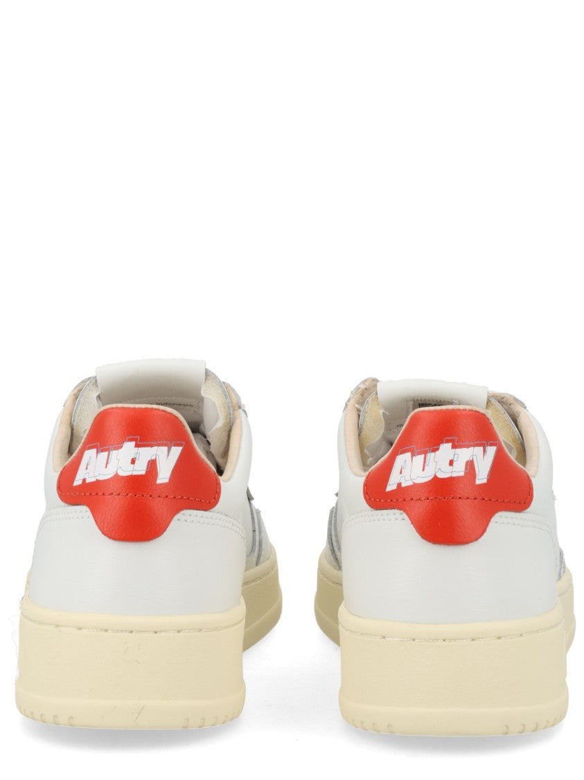Autry Medalist Low Leather Heel Tab Sneakers