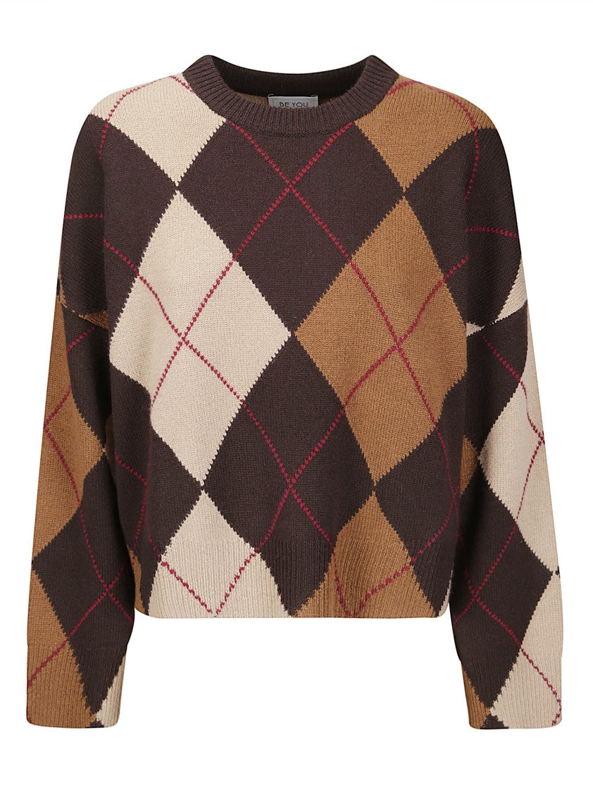 Be You Diamond Pattern Cashmere Sweater With Round Neckline And Short Fit