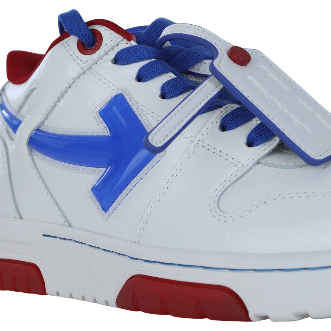 Off-White Contemporary White Sneakers With Chunky Sole And Distinctive Paneling