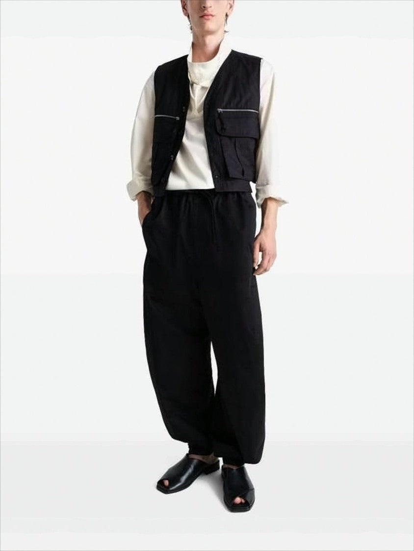 Lemaire Cropped Vest With V-Neckline And Utility Pockets