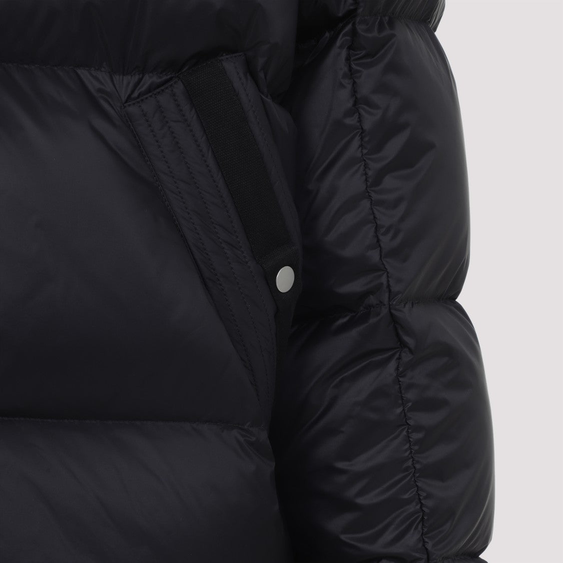 Mordecai Modern Puffer Jacket With High Collar
