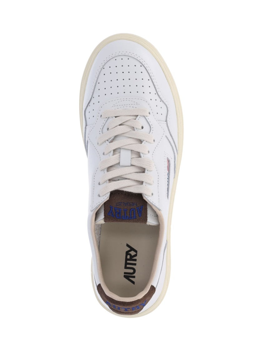 Autry Medalist Low Sneakers With Multicolor Logo