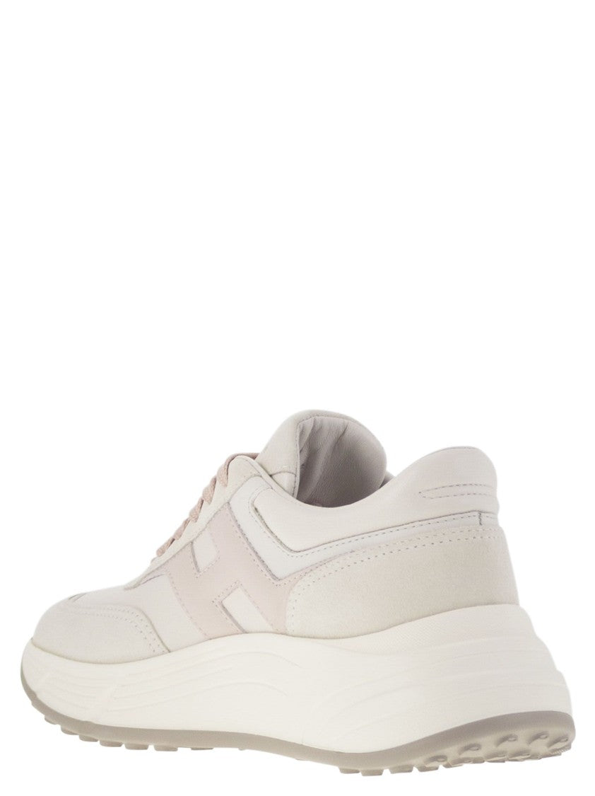 Hogan Hi-Fi Trainers With Side H