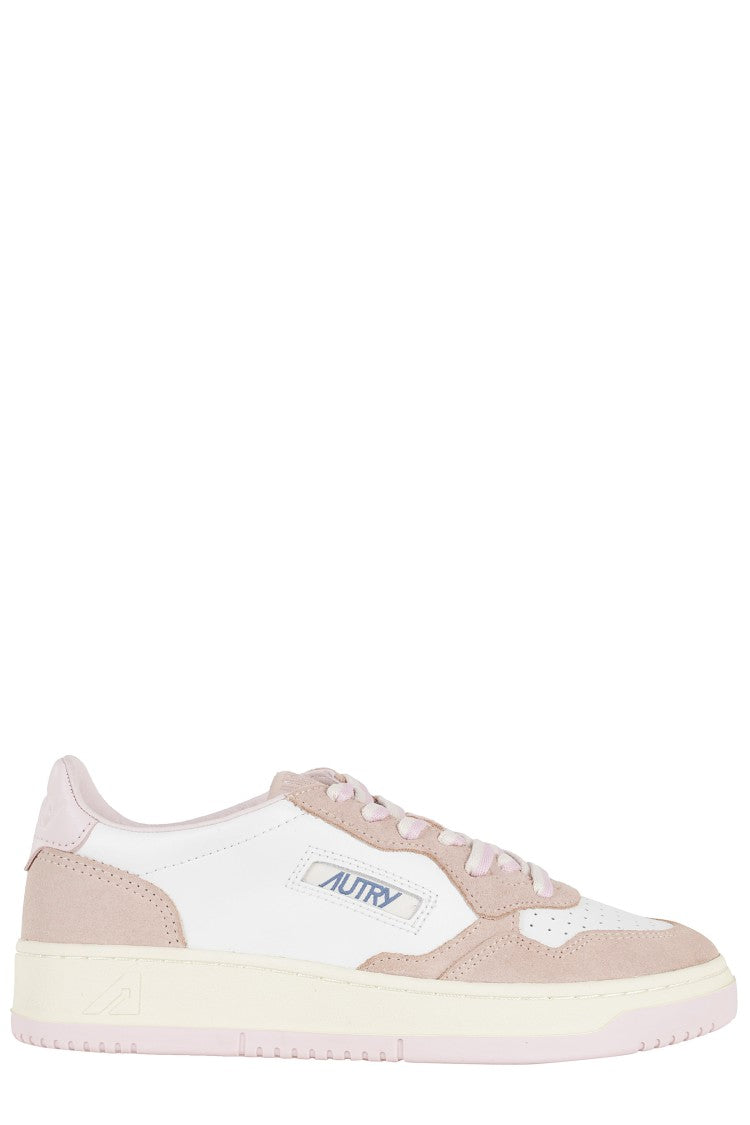 Autry Powder Pink Medalist Low Side-Logo Leather Sneakers