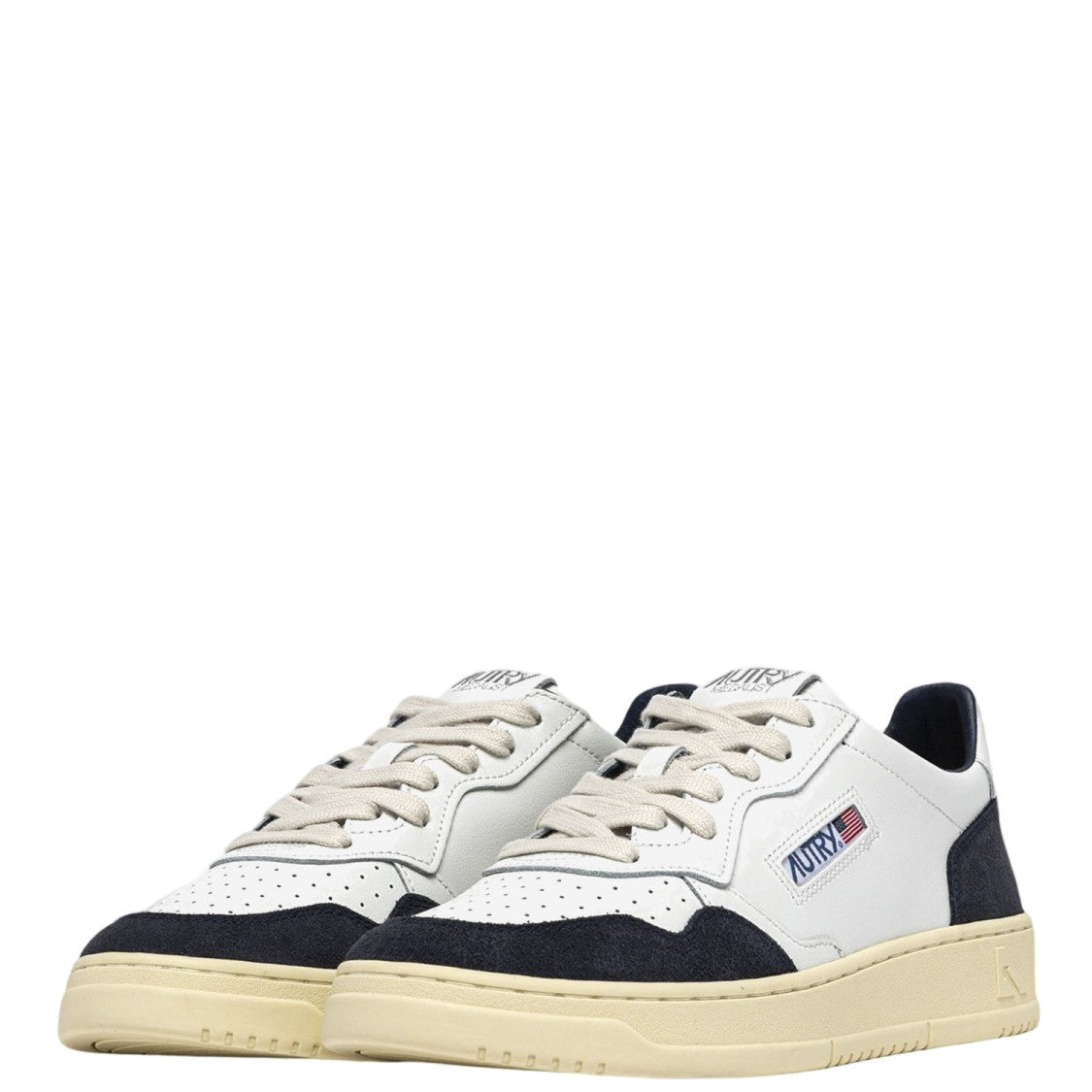 Autry Medalist Low Leather Sneakers