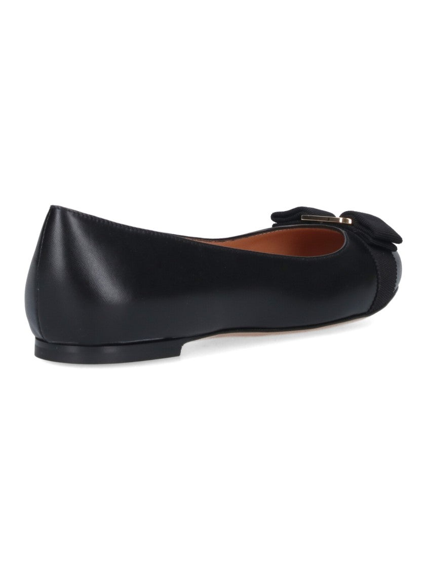 Ferragamo "Varina" Ballerinas Black