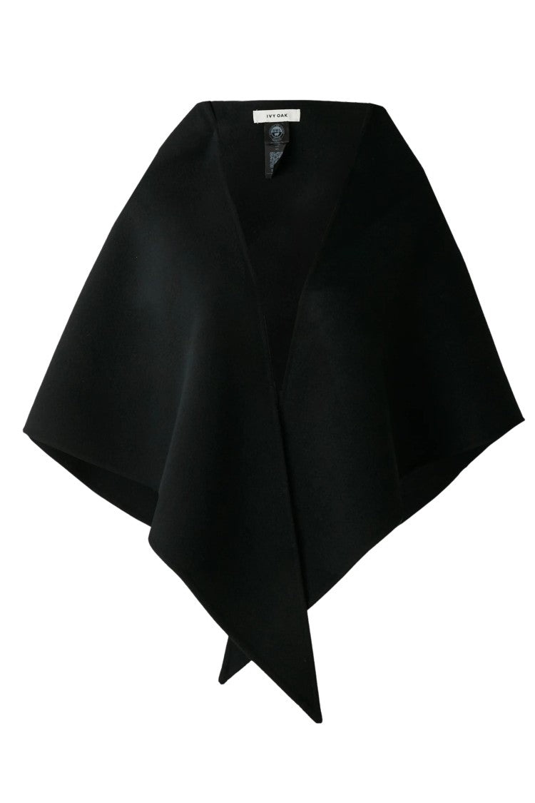 Ivy & Oak Ariana Triangular Black Scarf In Soft Wool
