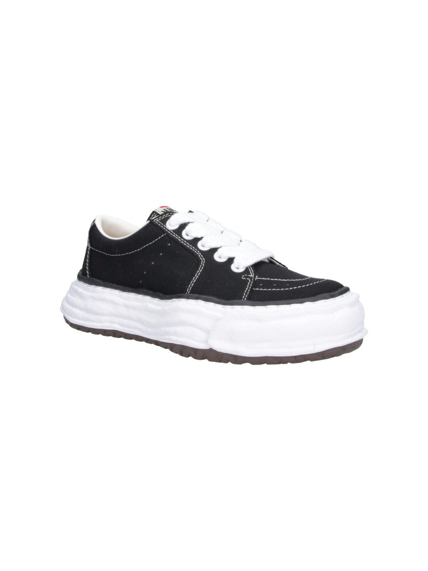 Maison Mihara Yasuhiro Black Eric Contrasting Stitching Low-Top Sneakers