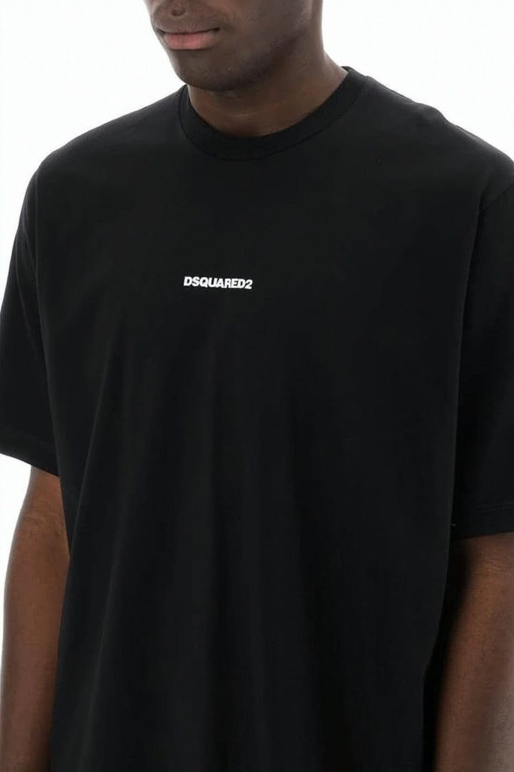 Dsquared2 Relaxed Fit Black T-Shirt With Centered Logo