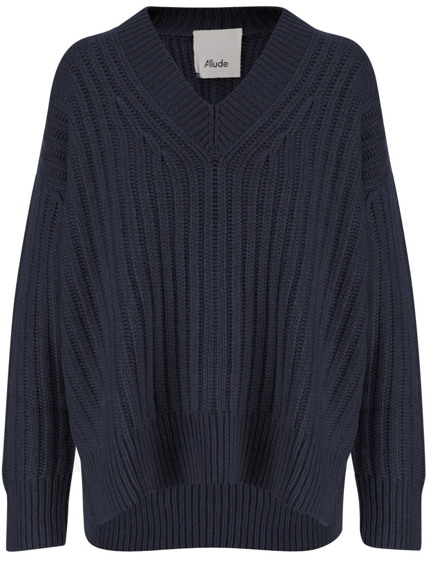Allude Deep V-Neck Cashmere Sweater