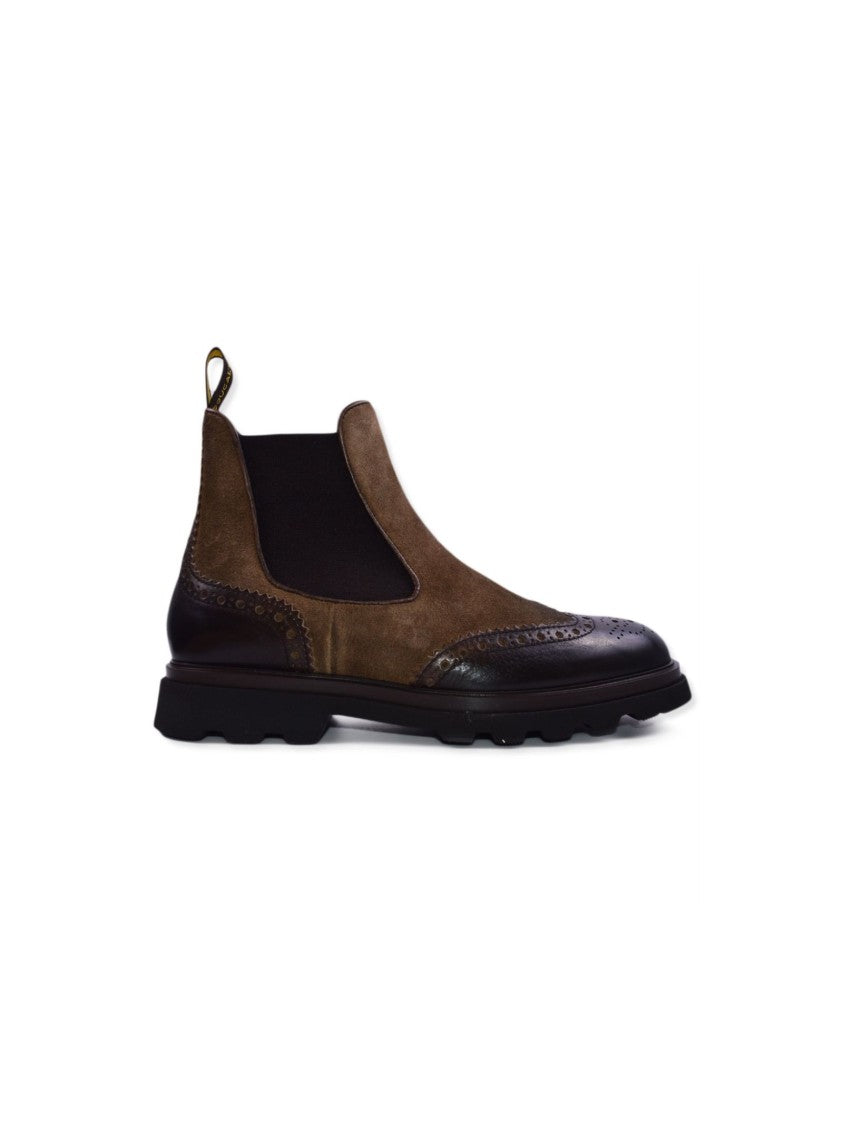 Doucal's Rich Brown Suede Elegant Ankle Boots