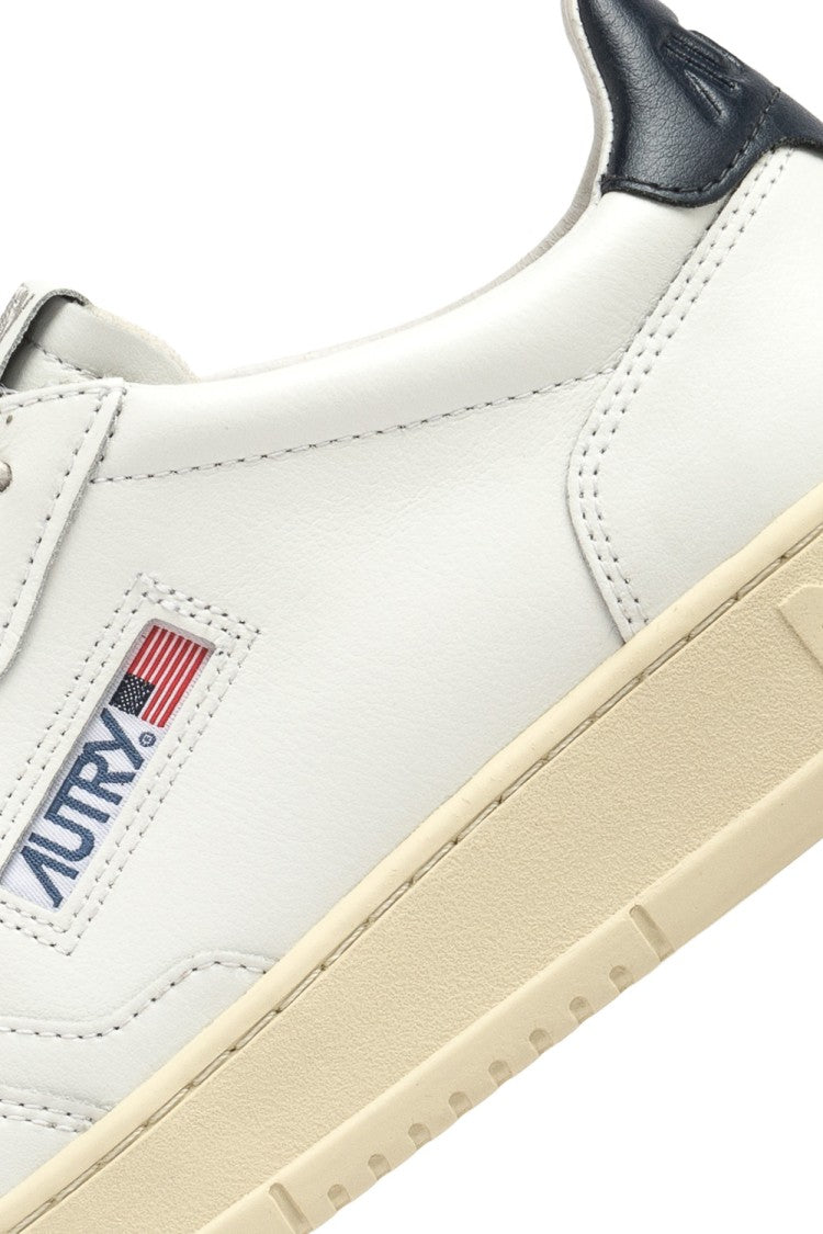 Autry Medalist Leather Sneakers Blue Heel Tab