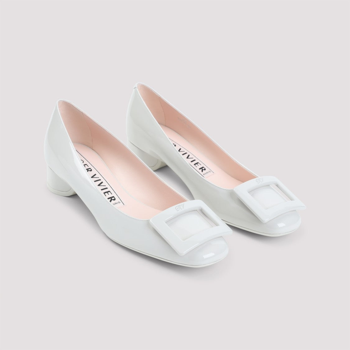 Roger Vivier Medium Ice White Leather Roundy Lacquered 25 Decollete