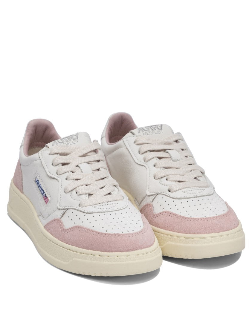 Autry "Medalist Low" Sneakers