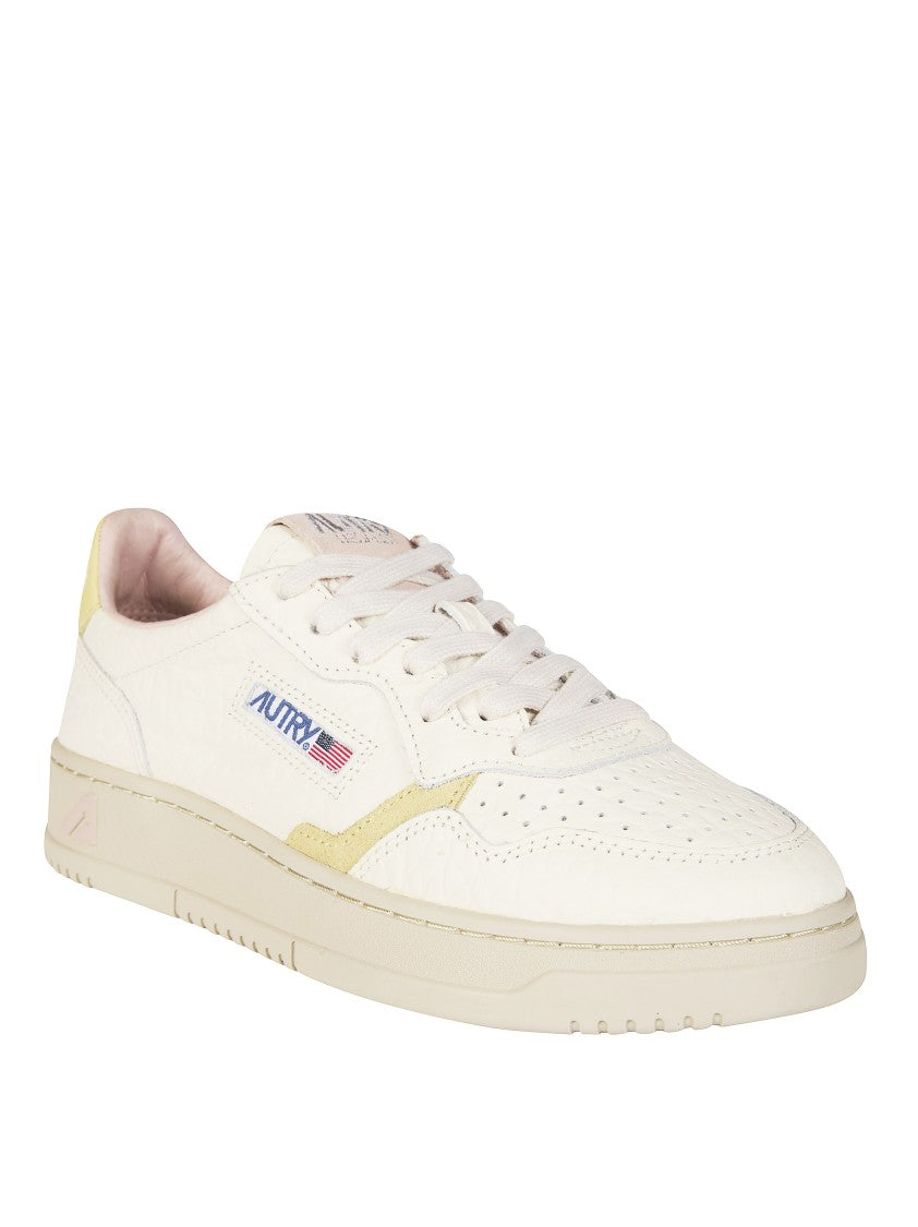 Autry White Medalist Low Ne14 Sneakers