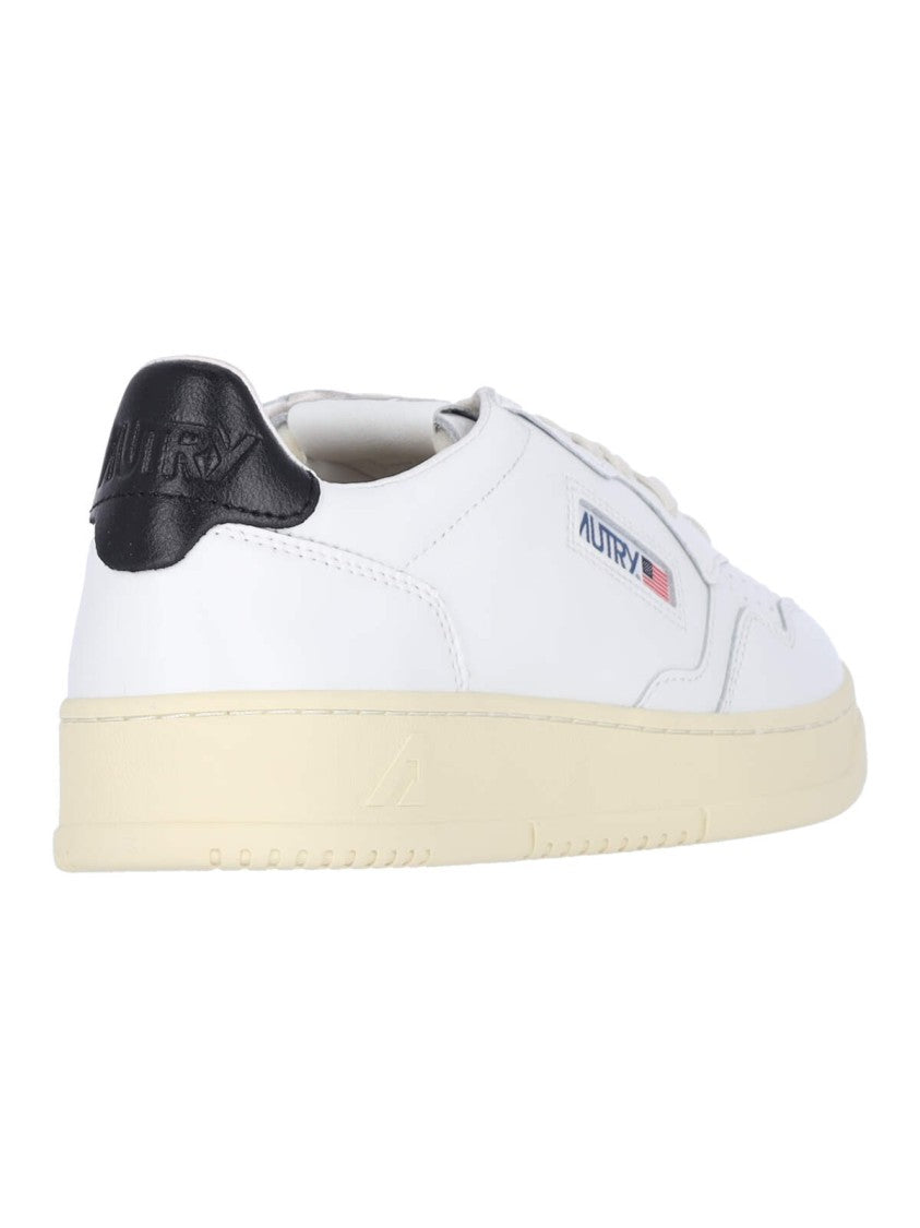 Autry Low-Top "Medalist" Sneakers – White