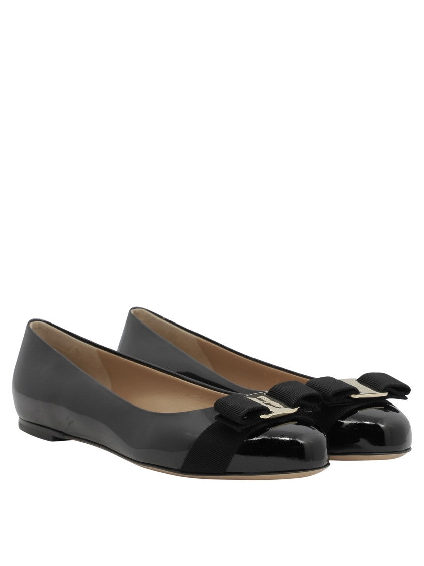 Ferragamo Glossy Leather Ballerinas With Bow Accent